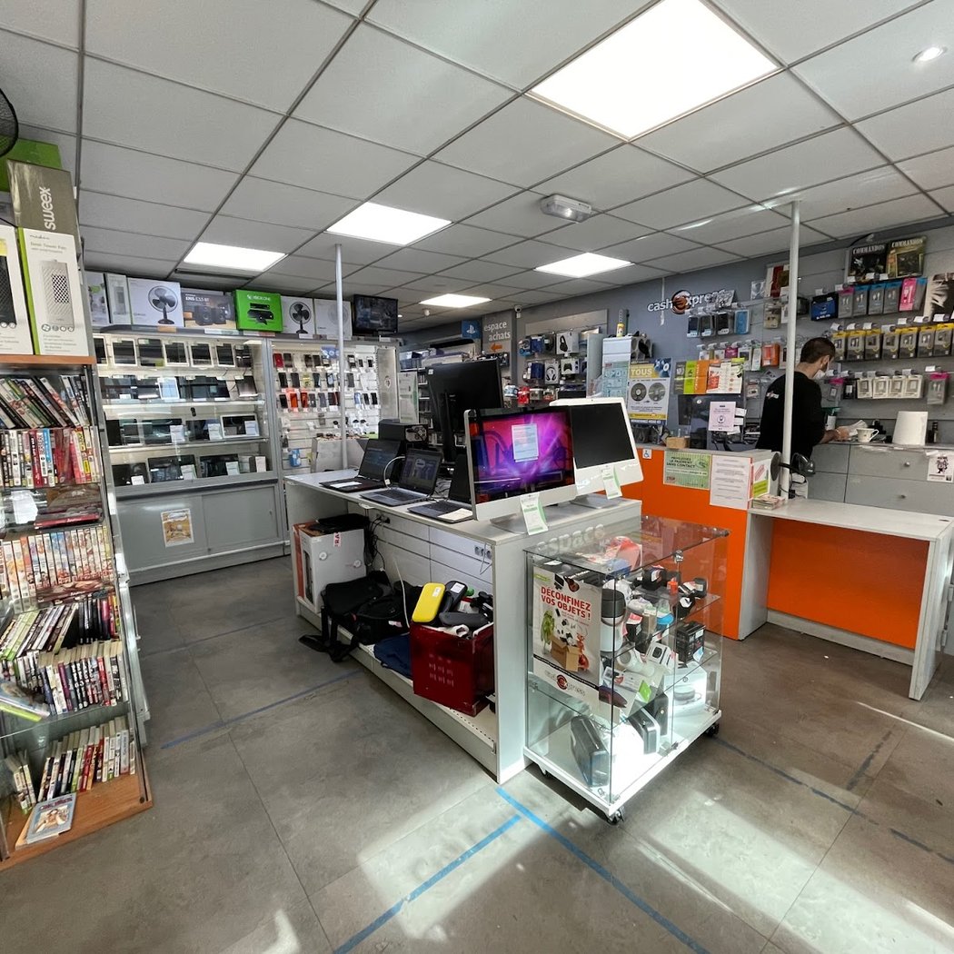 Cash Express Magasin d'occasions Multimédia, Image et Son, Téléphonie, Bijoux, Achat d'or 3